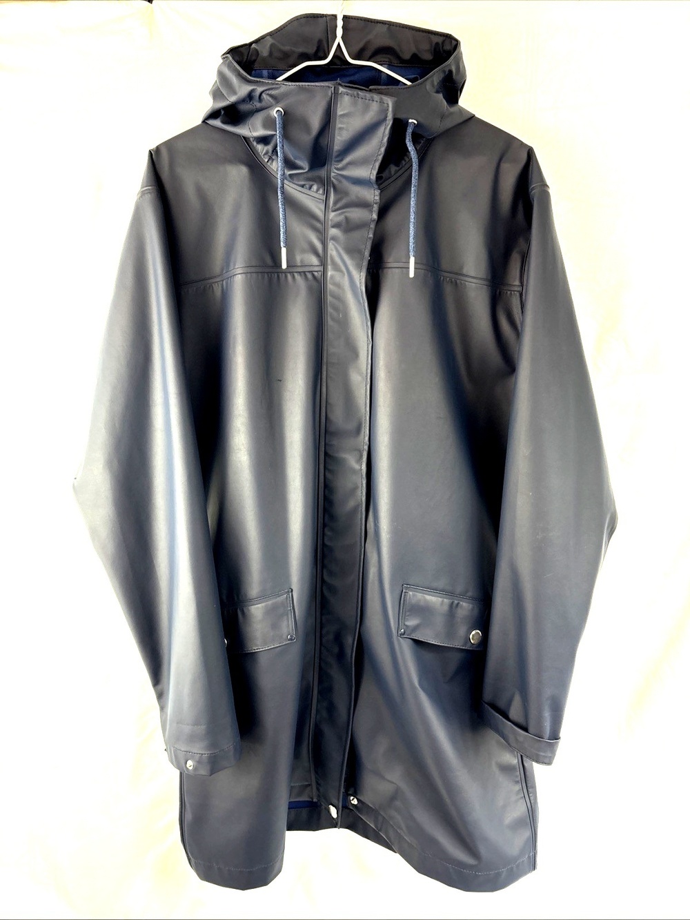 Helly Hansen Men's Rain Coat Jacket Size L Navy Blue Zipper Damage Read